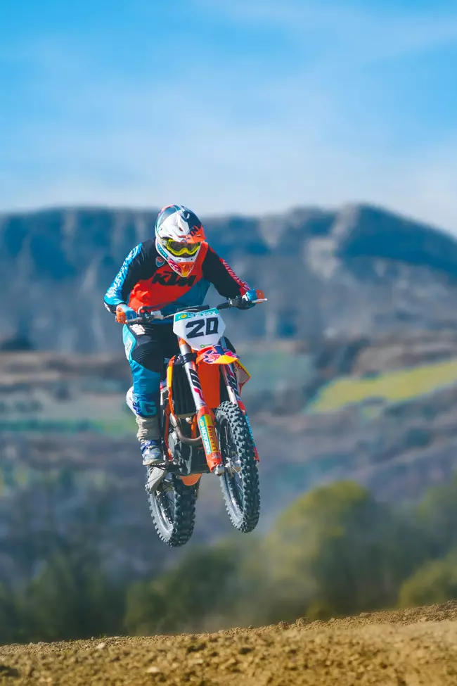 tips for beginner motocross riders