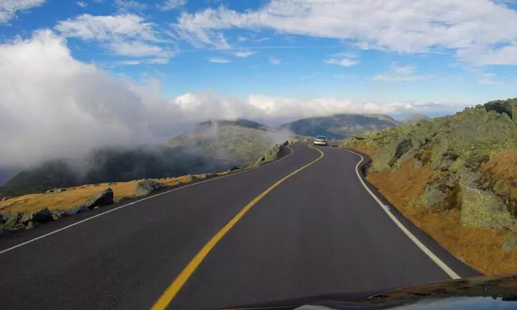 mount washington auto road in fall