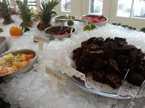 court-of-two-sisters-buffet-1