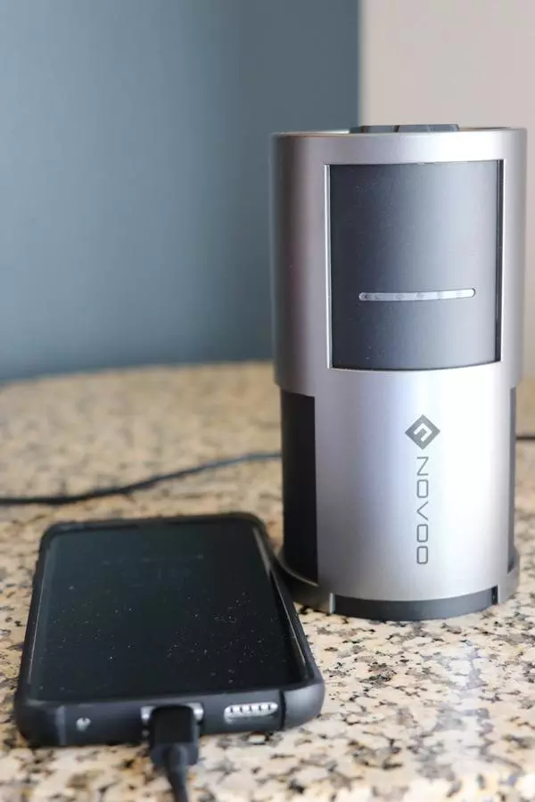 novoo ac power bank is perfect for traveling