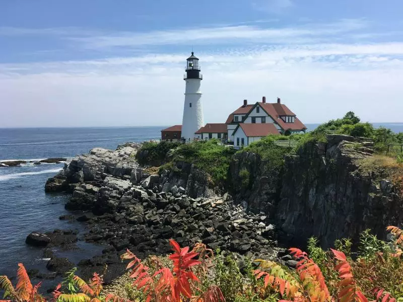 lighthouse in portland maine