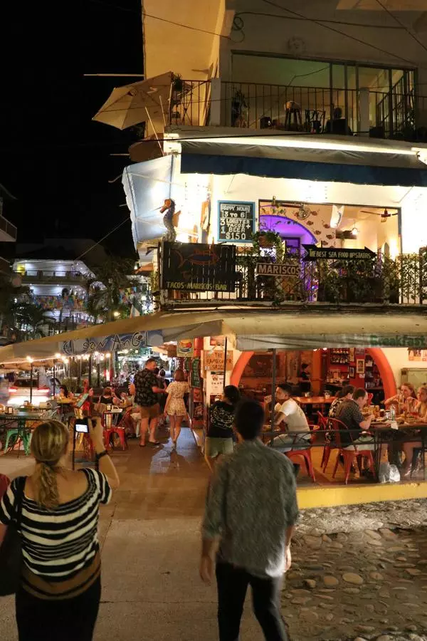 exploring the night life in puerto vallarta mexico