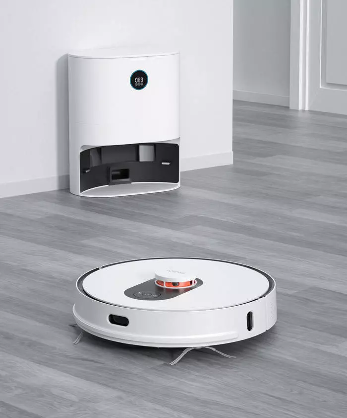 roidmi eve plus vacuum in use