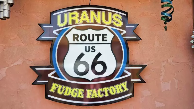 uranus fudge factory on route 66