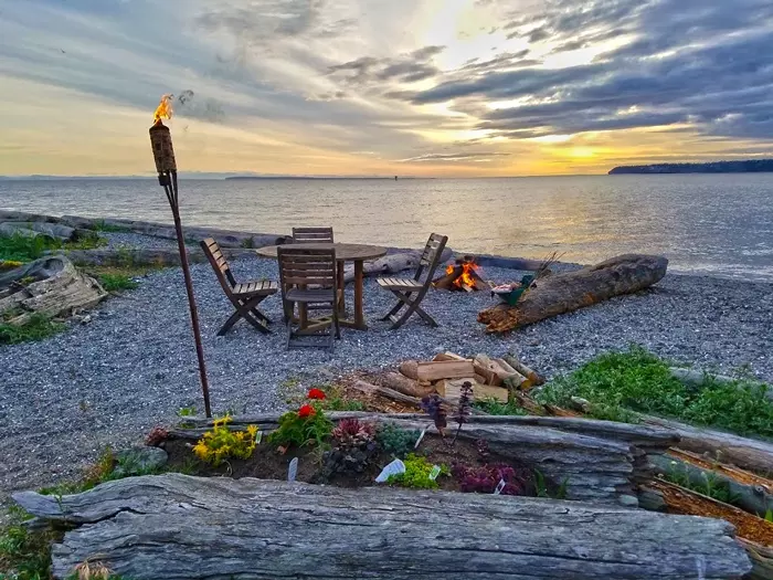 bonfire beach table