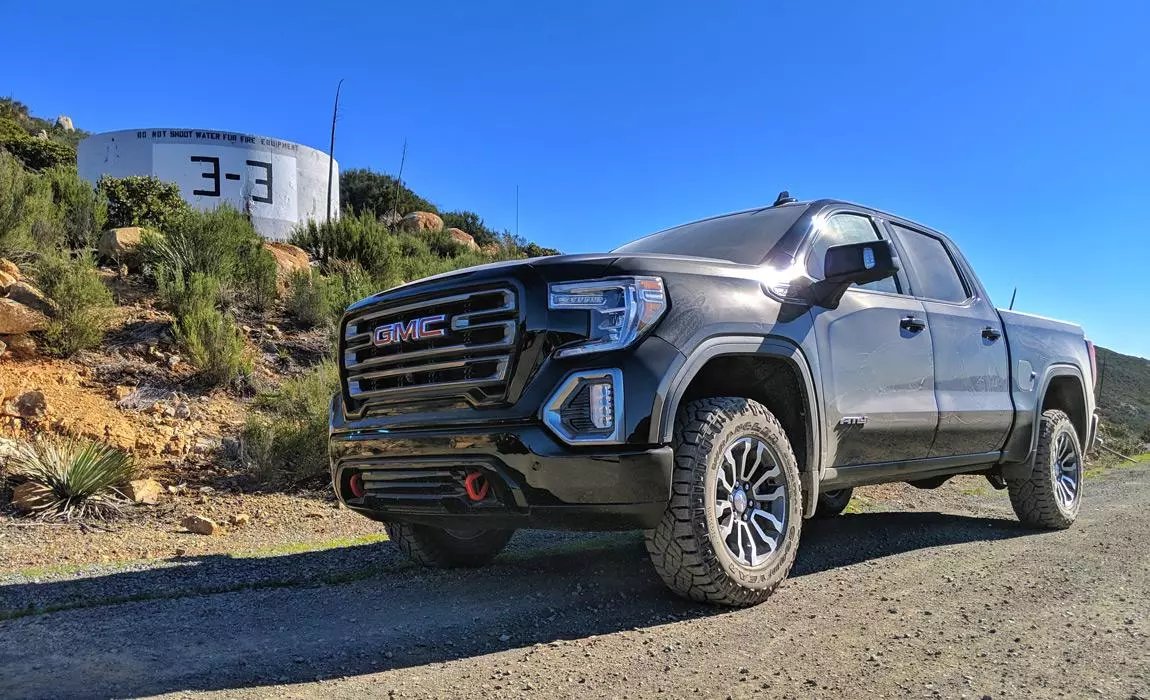 2019 GMC Sierra AT4