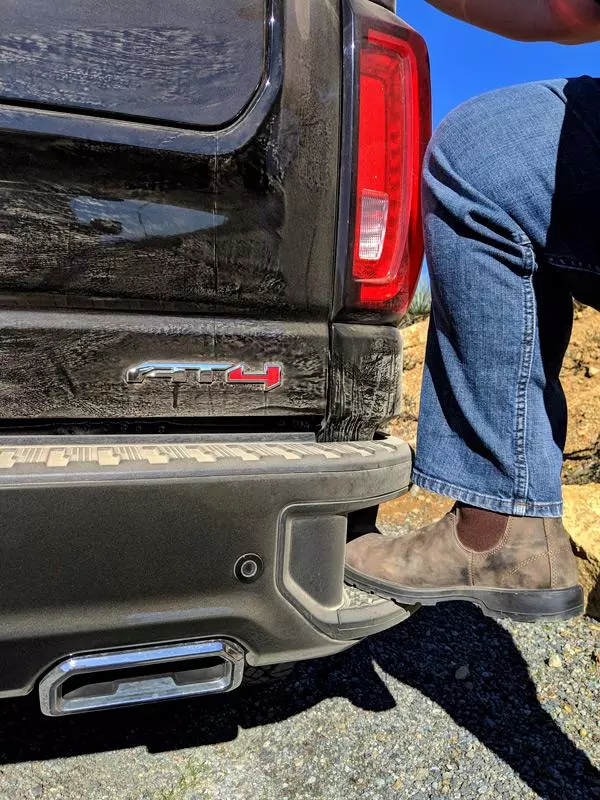gmc sierra at4 corner step bumper