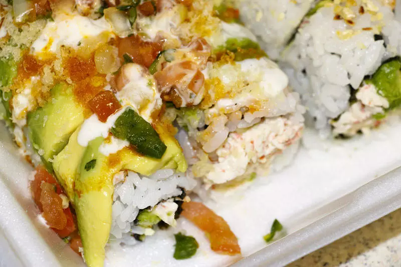 baja roll sushi
