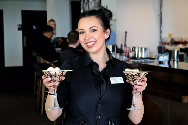 waitress at sugar box san diego