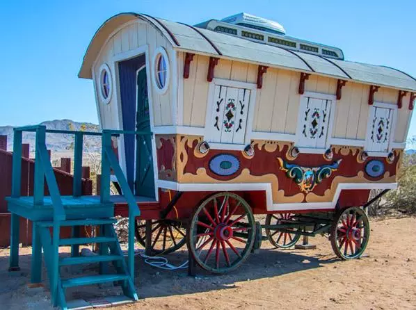 the pee wee trailer hicksville