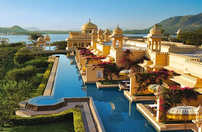 Oberoi Udaivilas Pool