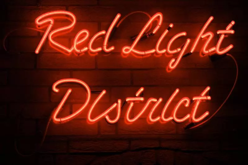 red light district in amsterdam