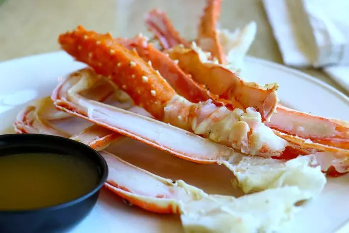 chilled king crab legs