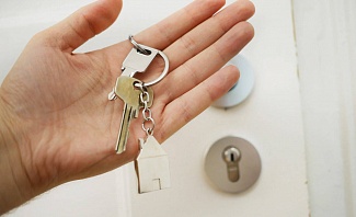 Here's why you should hire a locksmith