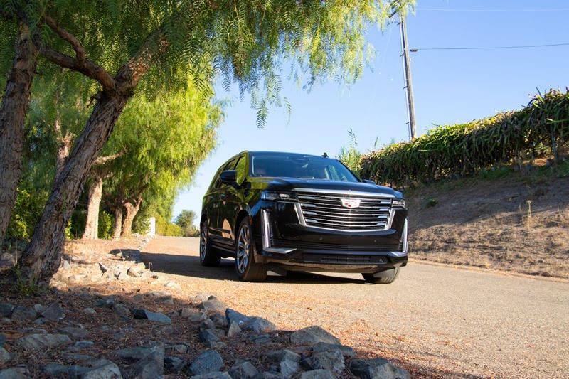 escalade on road