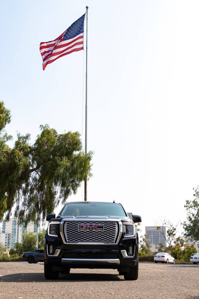 yukon denali with american flag