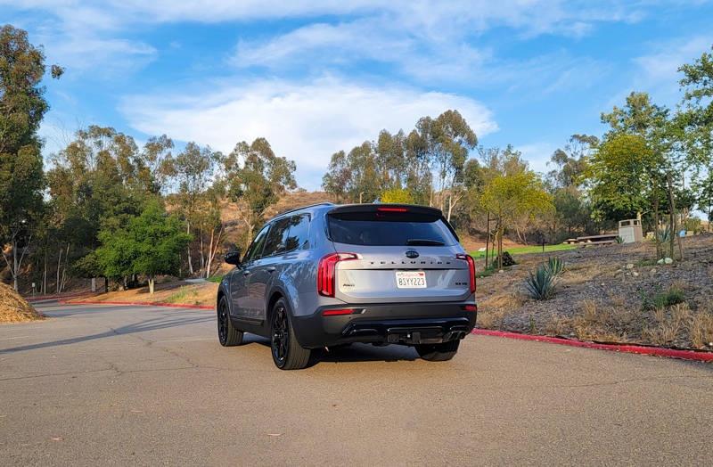 kia telluride sx rear view