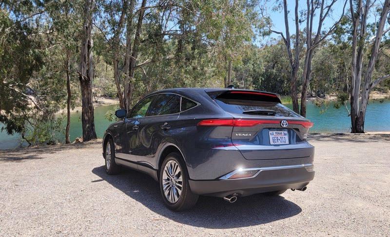 toyota venza rear