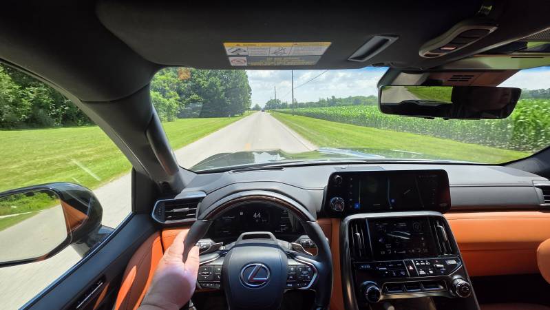 2025 lexus lx 700h ultra luxury suv review