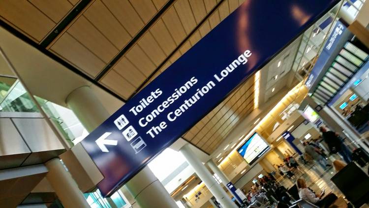 airport centurion lounge at dfw