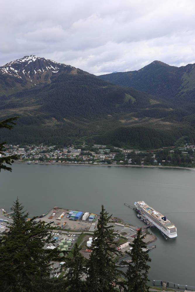 cruise ships in Juneau, Alaska