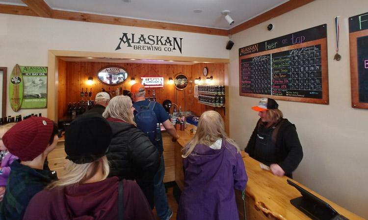 alaskan brewing tasting room