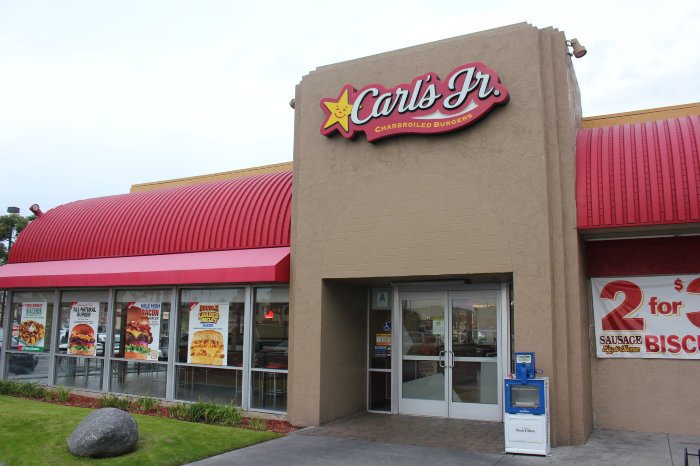 carls jr outside
