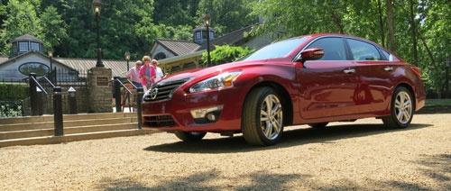 nissan-altima-infront-of-jack