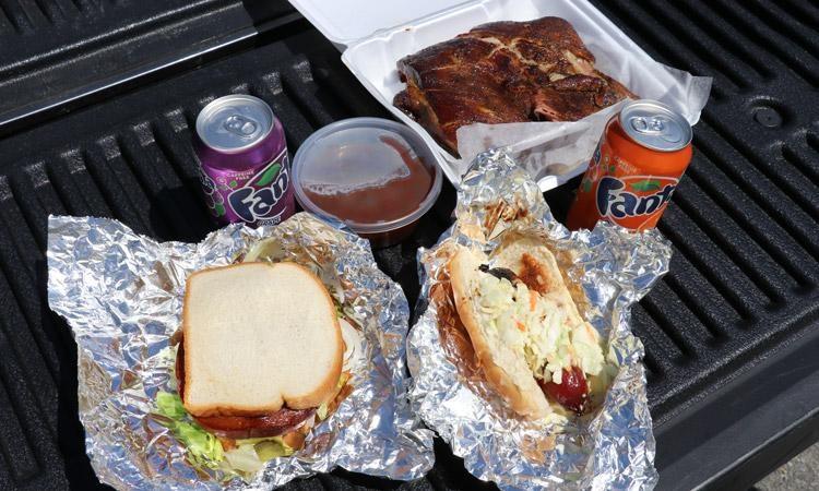Tailgate Lunch in Arkansas