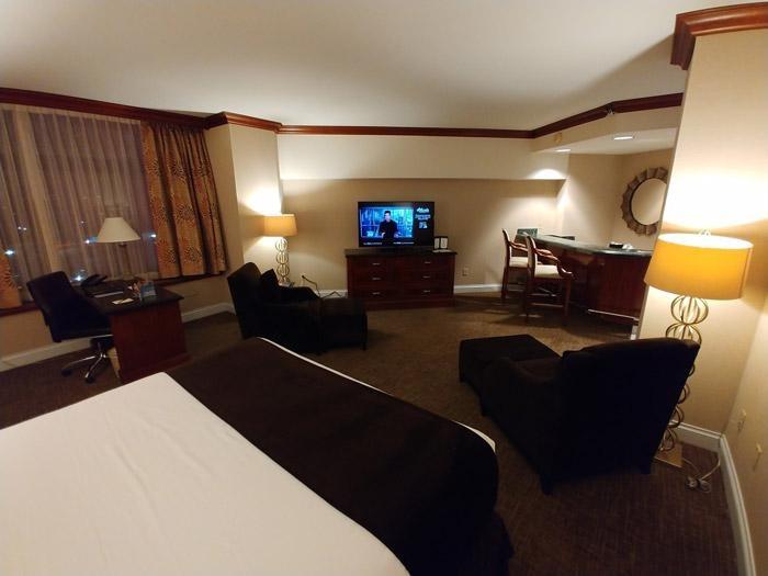 bar suite atlantis casino resort reno nevada