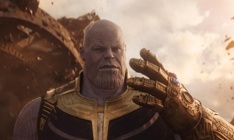 thanos from avengers infinity war movie with guantlet