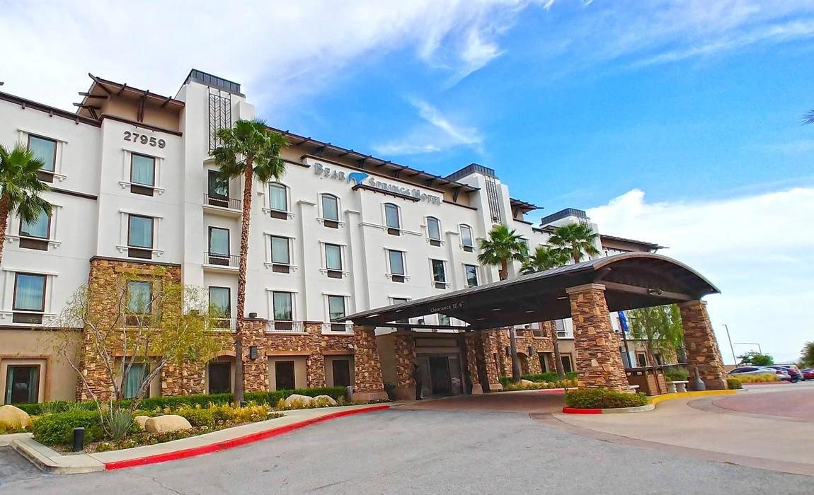 Exterior of Bear Springs Hotel