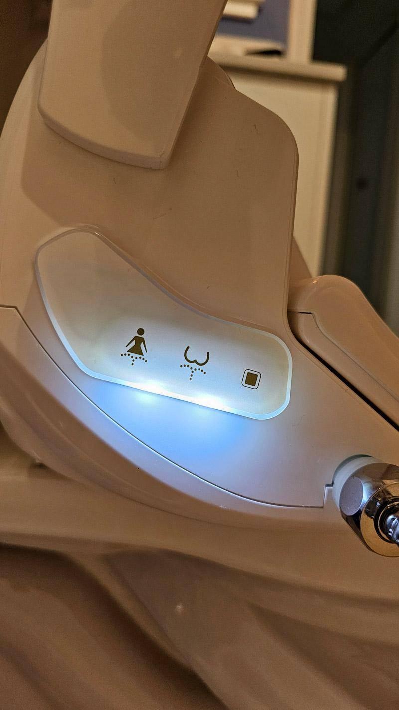manual side controls and night light