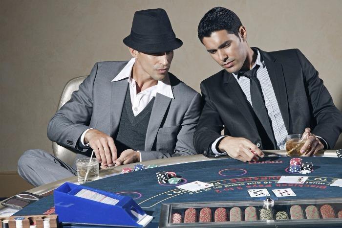 guys playing blackjack