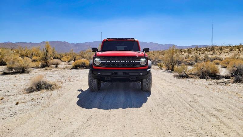 bronco sand