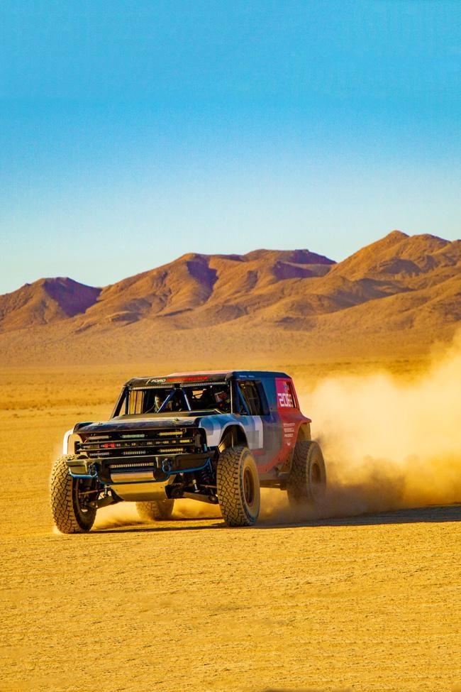 2020 ford bronco r off road race truck
