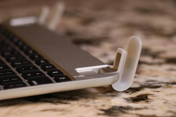 brydge keyboard hinge