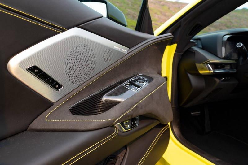 corvette c8 stingray door