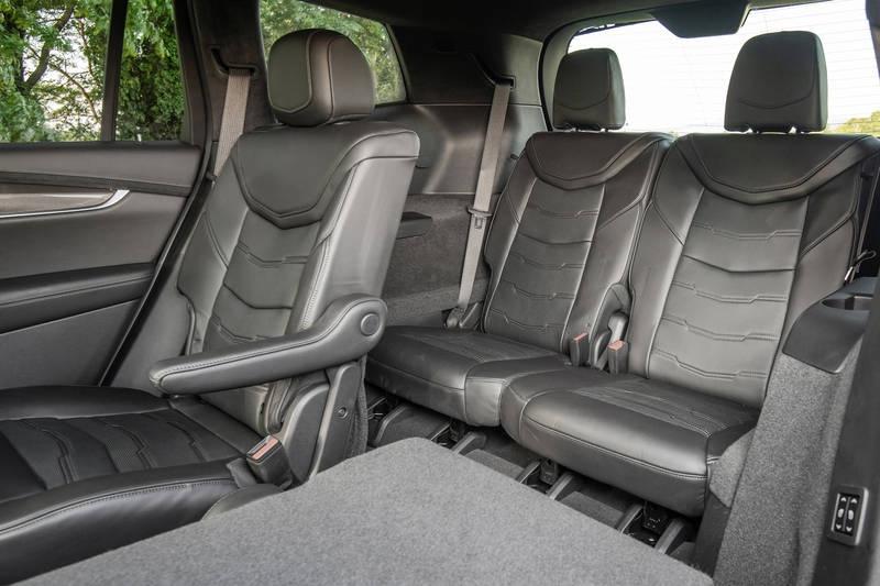 2020 cadillac xt6 premium luxury 113