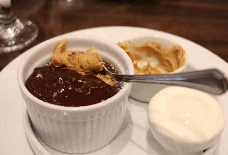 mix peanut butter with warm chocolate melting cake