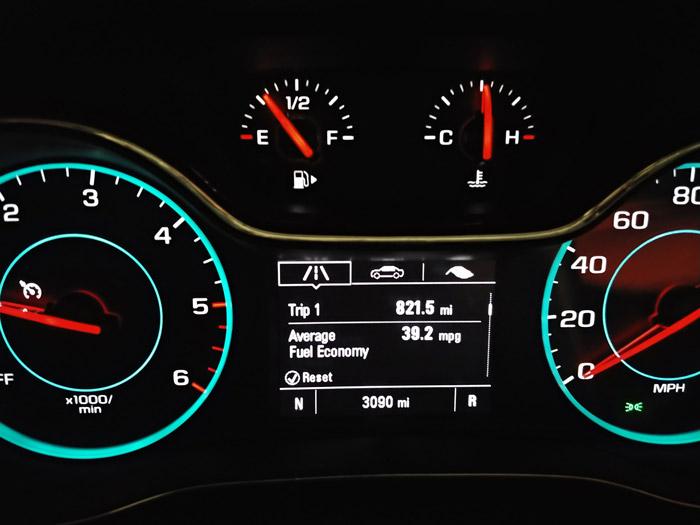trip fuel economy chevy cruze hatch diesel