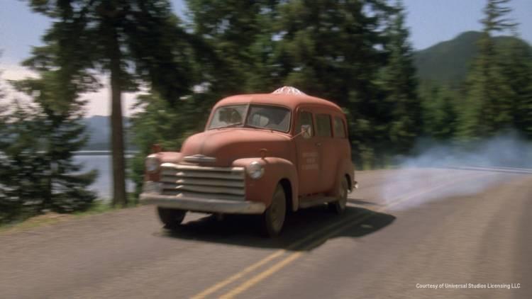 harryandthehendersons 1947suburban