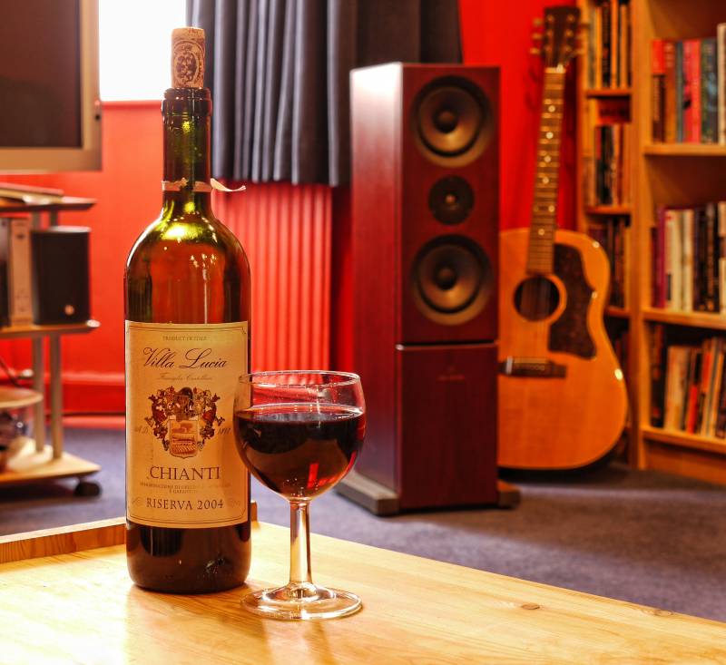chianti wine and music