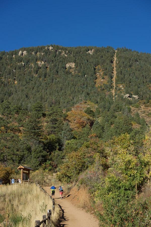 manitou incline extreme hiking trail colorado springs