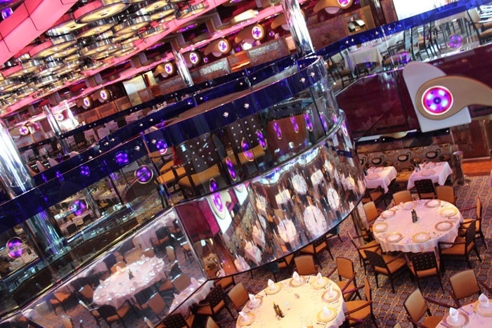 piano island in costa deliziosa main dining room