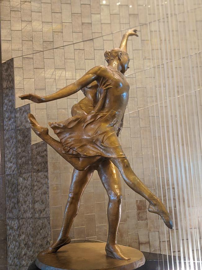 ballet dancer sculpture in atrium of crystal symphony