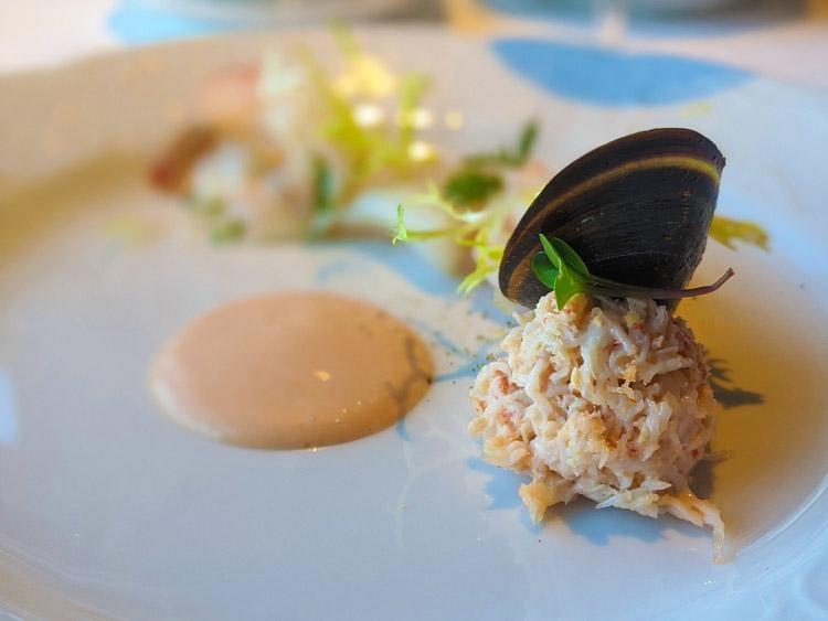 chilled seafood platter waterside restaurant crystal symphony