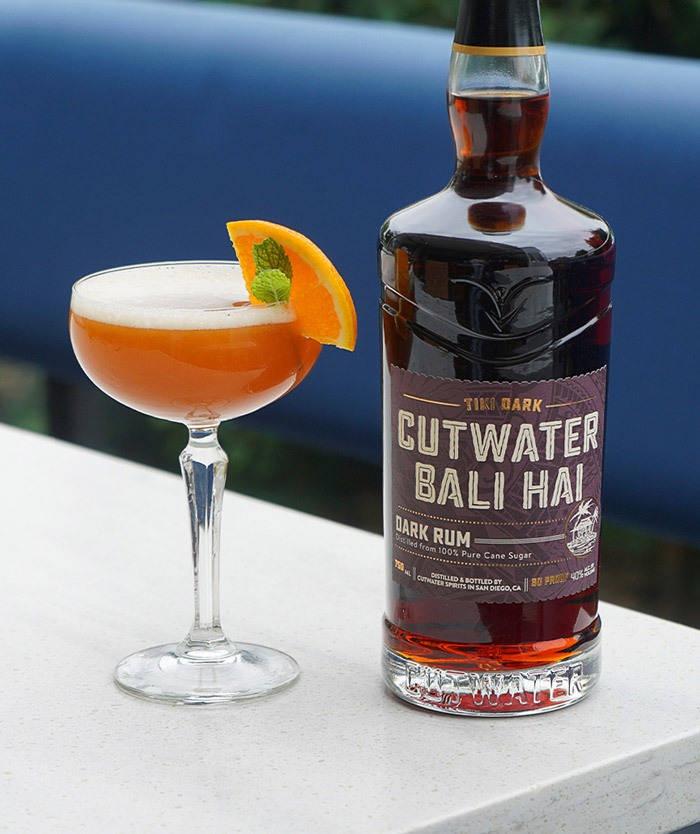 light after dark rum cocktail recipe