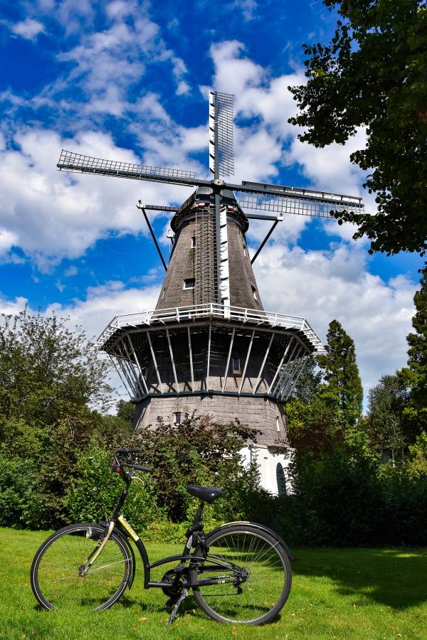 cycling through the netherlands