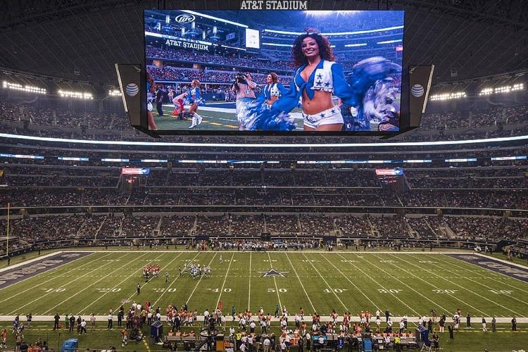 dallas cowboys cheerleaders at att stadium texas football